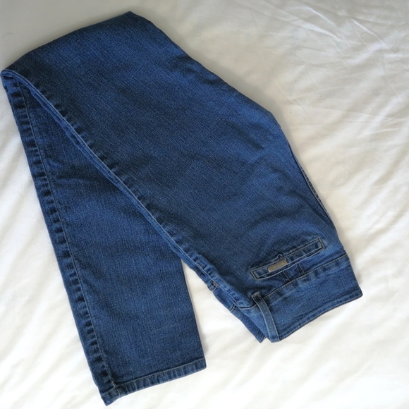 Jeans - Picture 4 of 8